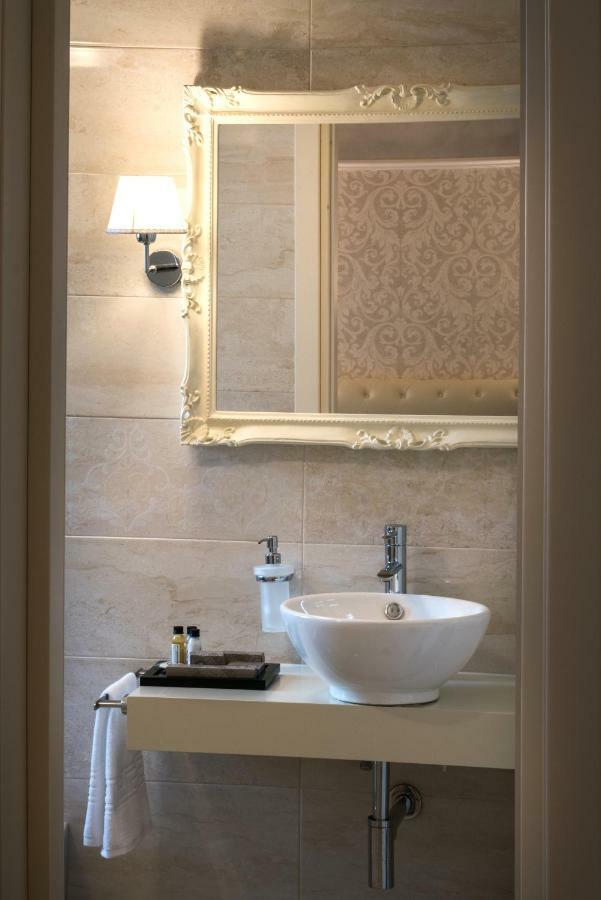 Bed and Breakfast Palazzo Bove à Galatone Extérieur photo